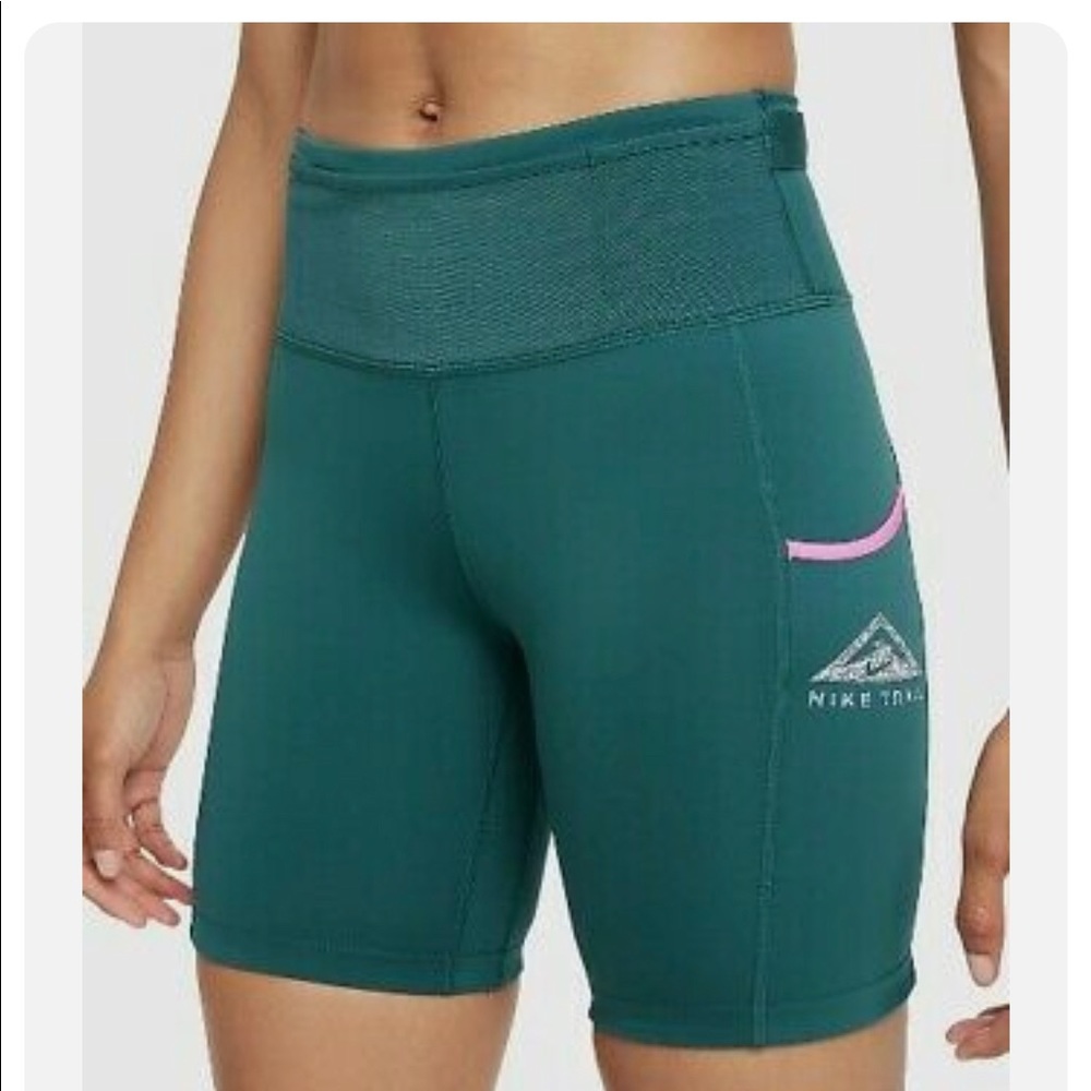 Epic Luxe Tight Fit Dri Fit Women’s Trail Running Shorts - MEDIUM